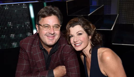 “Vince Gill and Don Henley Surprise at Daughter’s Wedding With Emotional ‘Desperado’ Duet”
