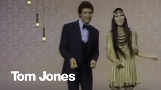 Cher and Tom Jones Light Up 1969 with an Unforgettable Duet of “The Beat Goes On”